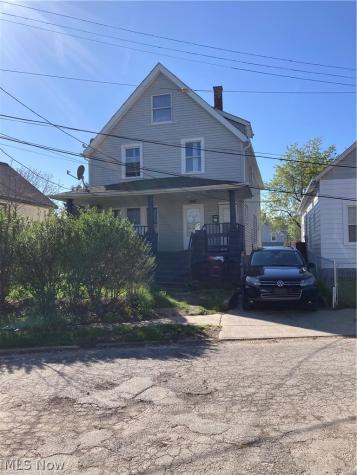 3596 W 60th Street Cleveland OH 44102