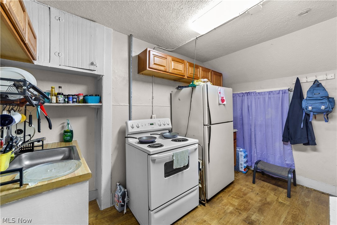 448 Delaware Avenue Lorain OH 44052