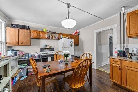 448 Delaware Avenue Lorain OH 44052