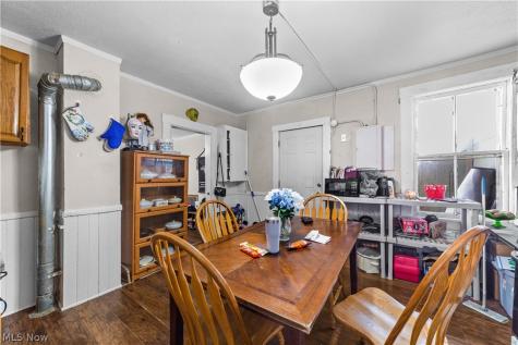 448 Delaware Avenue Lorain OH 44052