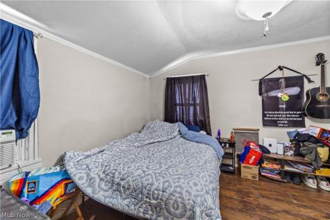 448 Delaware Avenue Lorain OH 44052