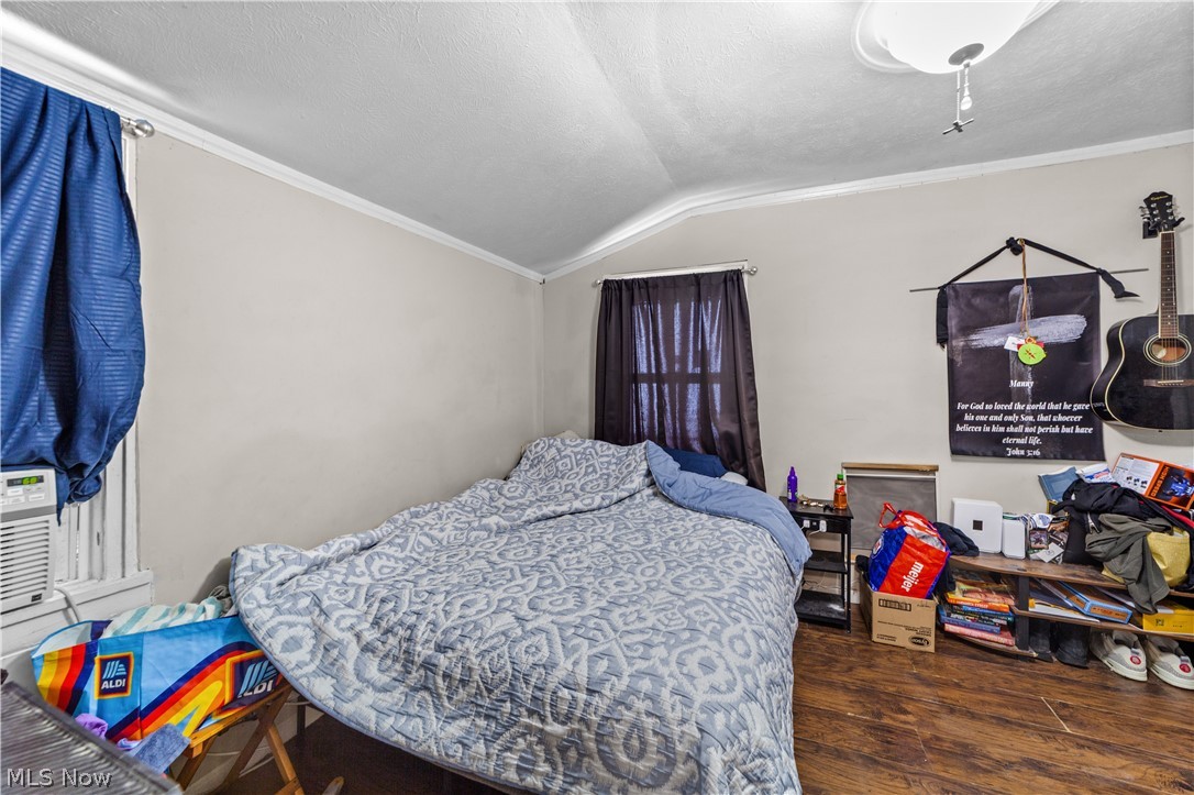 448 Delaware Avenue Lorain OH 44052