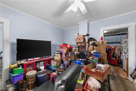 448 Delaware Avenue Lorain OH 44052