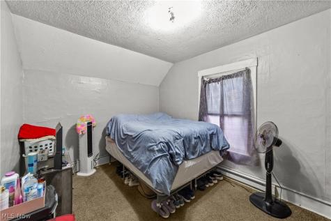 448 Delaware Avenue Lorain OH 44052