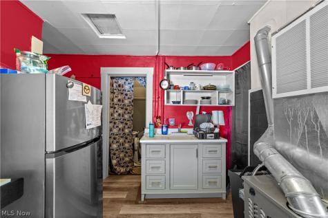 448 Delaware Avenue Lorain OH 44052