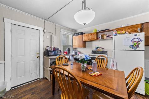 448 Delaware Avenue Lorain OH 44052
