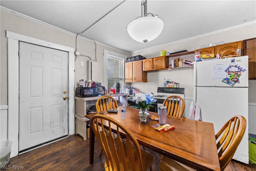448 Delaware Avenue Lorain OH 44052