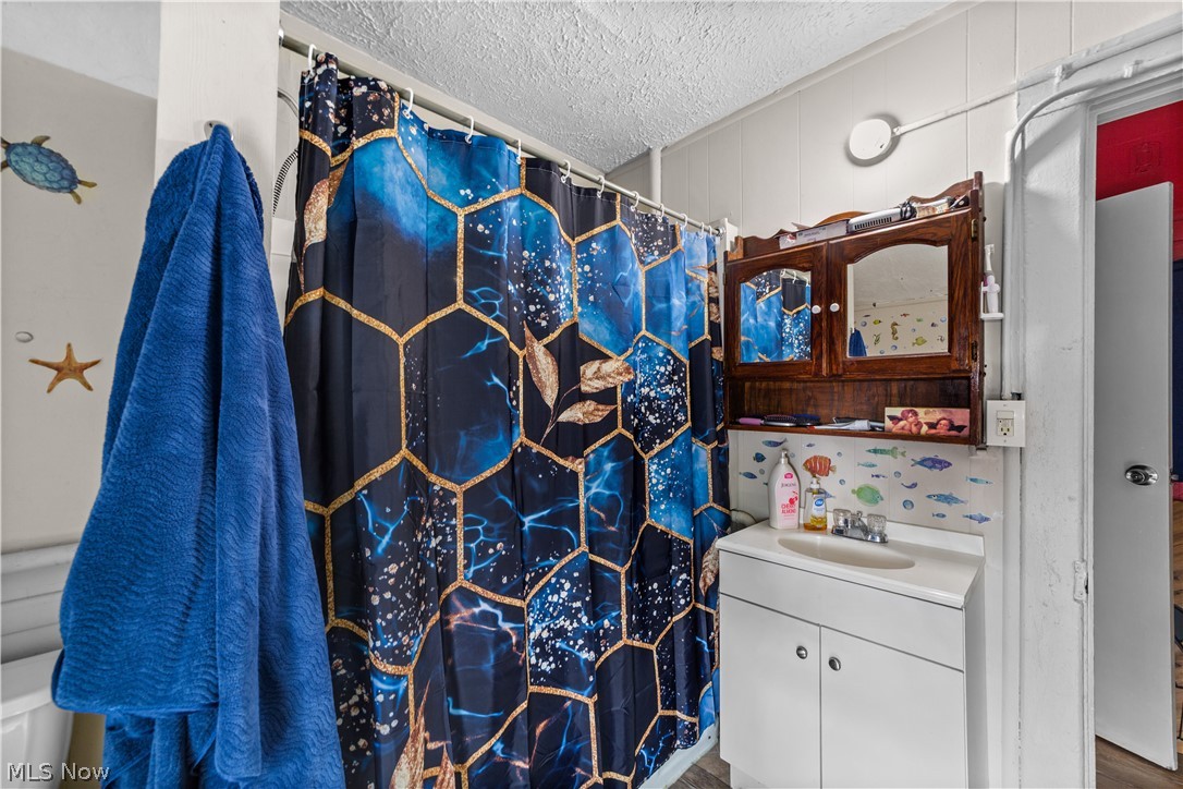 448 Delaware Avenue Lorain OH 44052