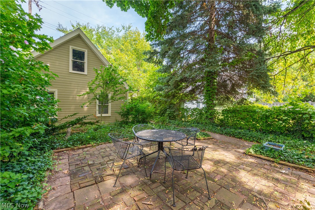 3900 Whitman Avenue Cleveland OH 44113