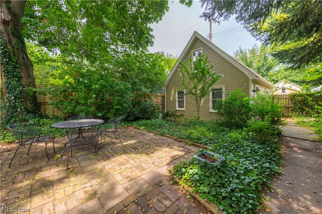 3900 Whitman Avenue Cleveland OH 44113