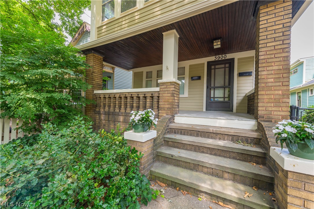 3900 Whitman Avenue Cleveland OH 44113