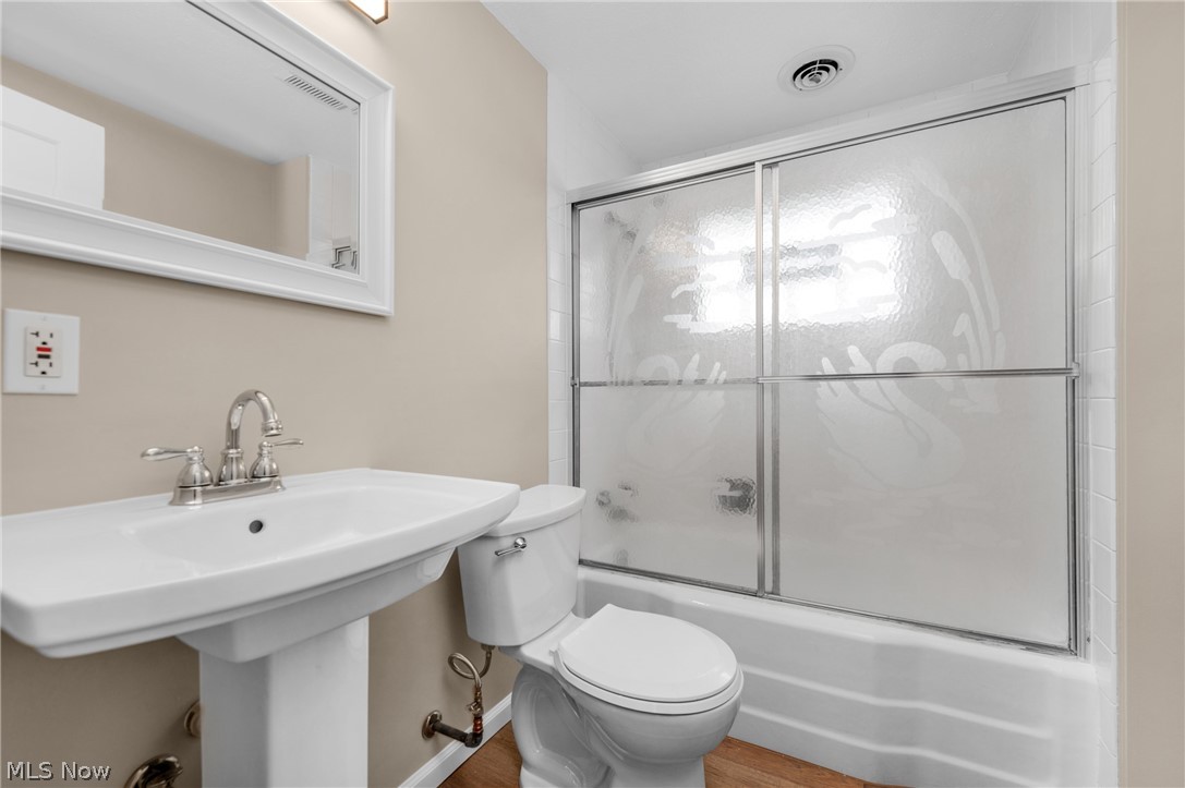 3900 Whitman Avenue Cleveland OH 44113