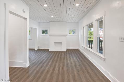1390 E 109th Street Cleveland OH 44106