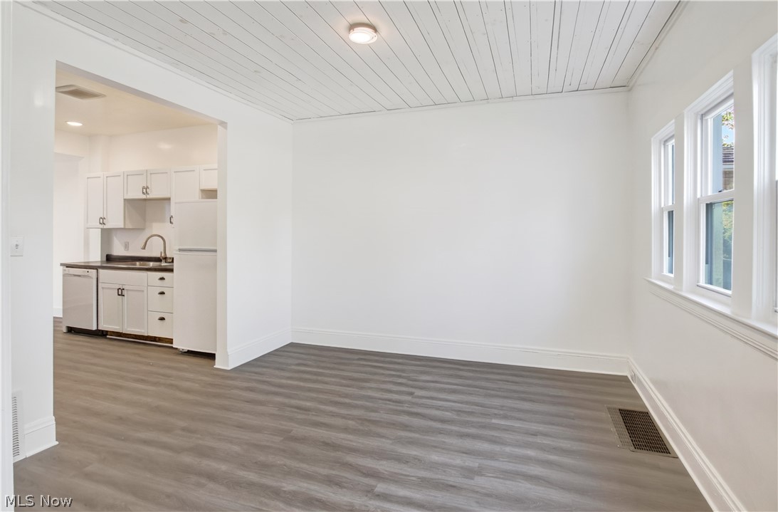 1390 E 109th Street Cleveland OH 44106
