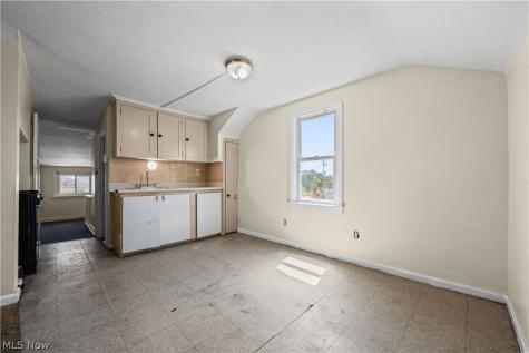 3477 Berea Road Cleveland OH 44111