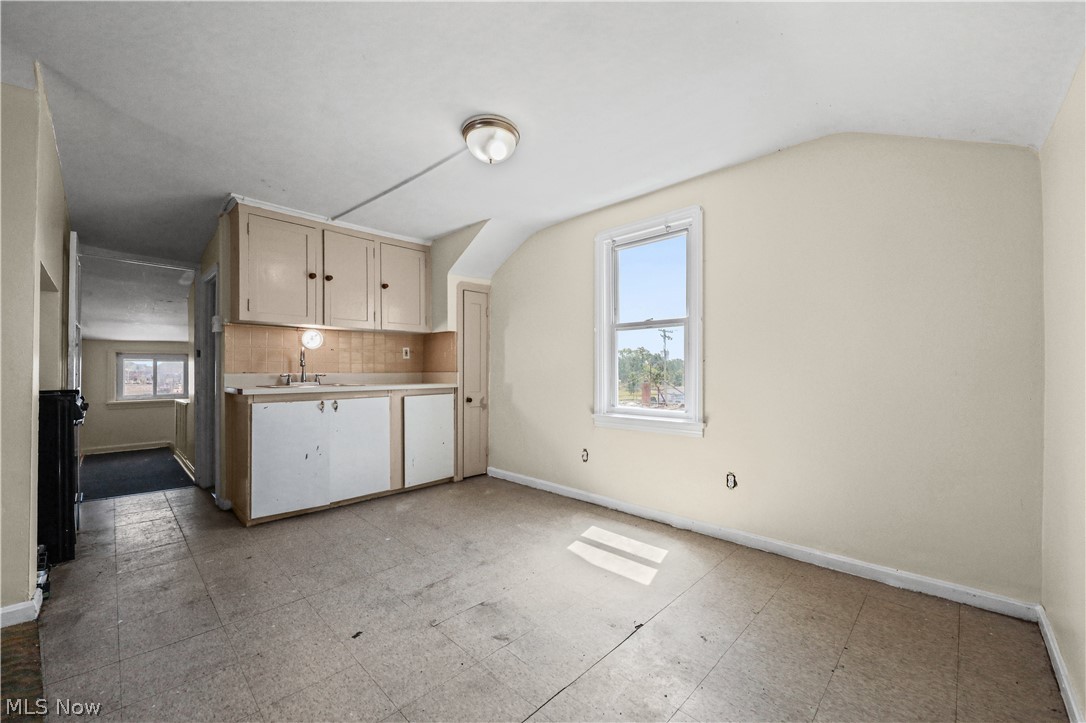 3477 Berea Road Cleveland OH 44111