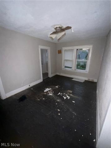 806 E 100th Street Cleveland OH 44108