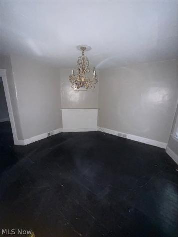 806 E 100th Street Cleveland OH 44108