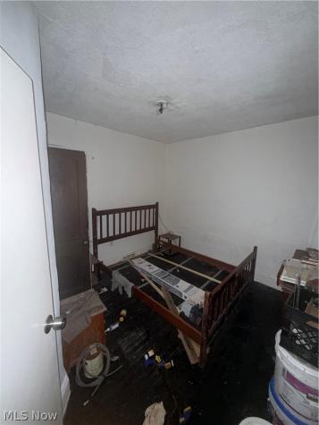 806 E 100th Street Cleveland OH 44108