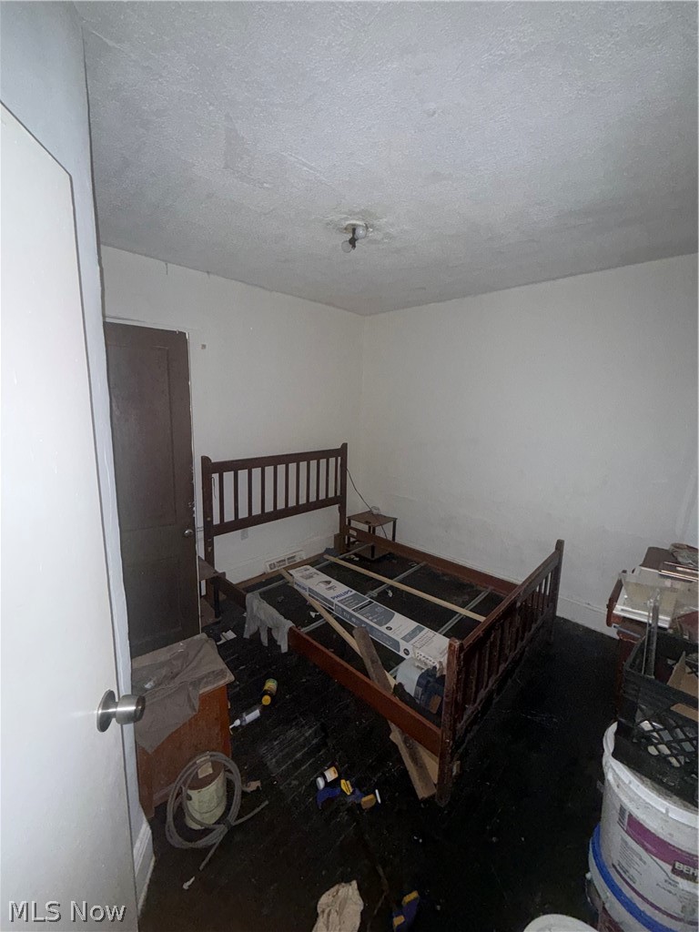 806 E 100th Street Cleveland OH 44108
