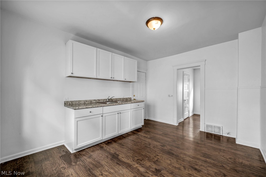 3490 W 62nd Street Cleveland OH 44102