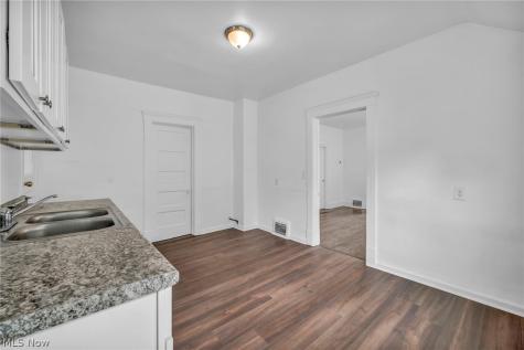 3490 W 62nd Street Cleveland OH 44102