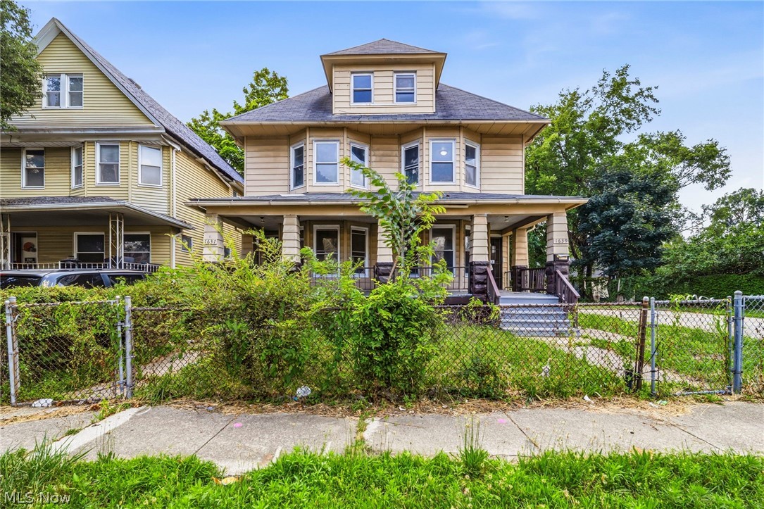 1637 Holyrood Road Cleveland OH 44106
