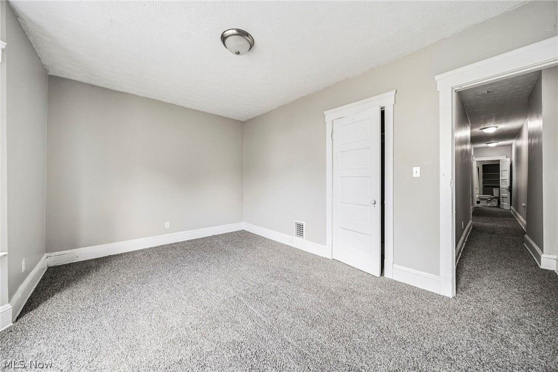 1637 Holyrood Road Cleveland OH 44106