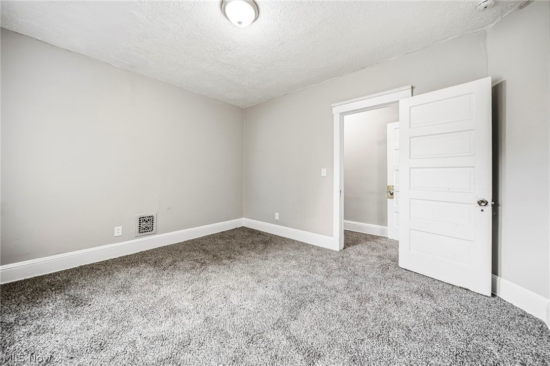 1637 Holyrood Road Cleveland OH 44106