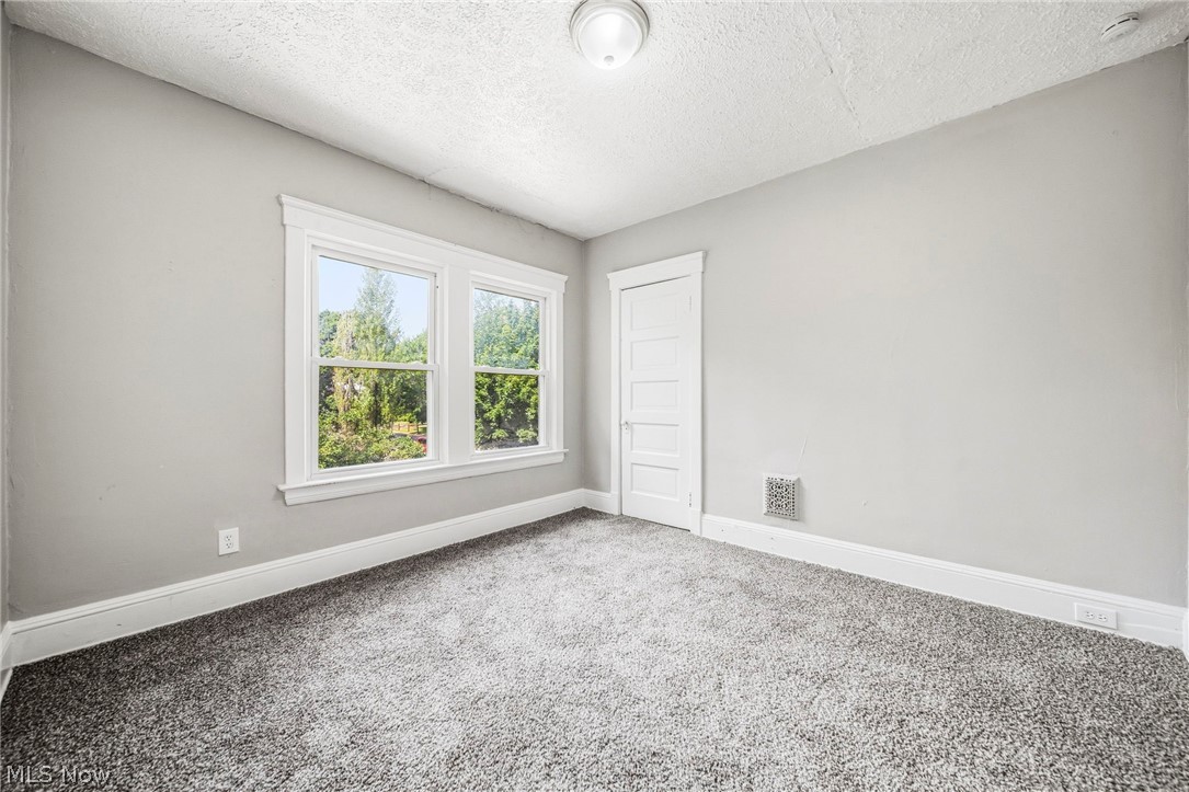 1637 Holyrood Road Cleveland OH 44106