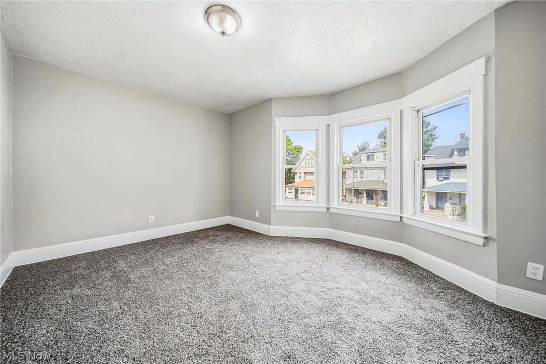 1637 Holyrood Road Cleveland OH 44106