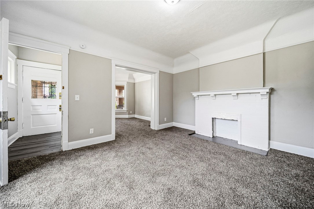 1637 Holyrood Road Cleveland OH 44106