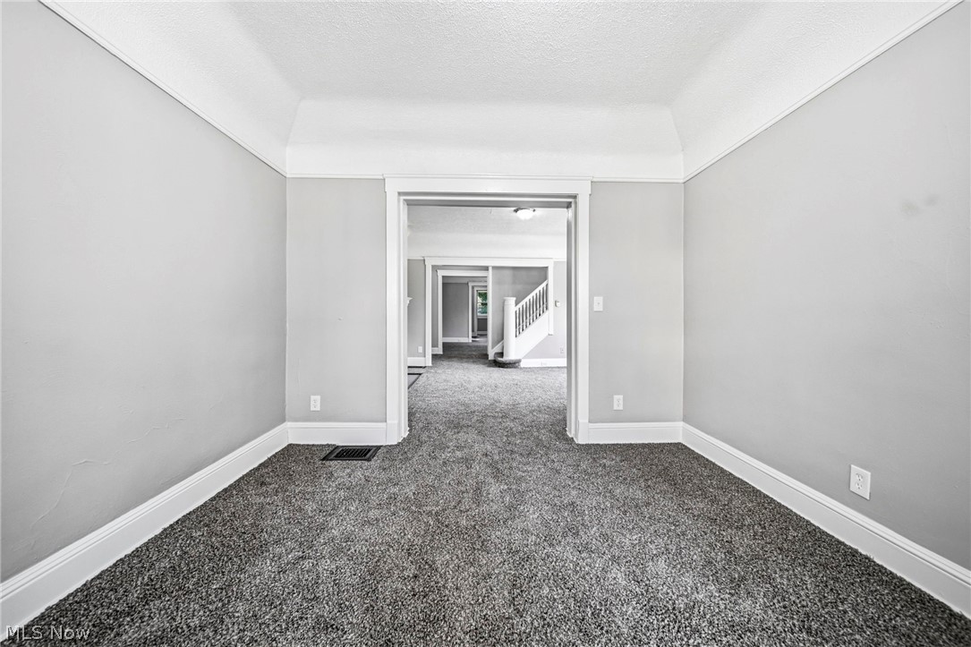 1637 Holyrood Road Cleveland OH 44106