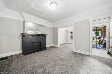 1637 Holyrood Road Cleveland OH 44106