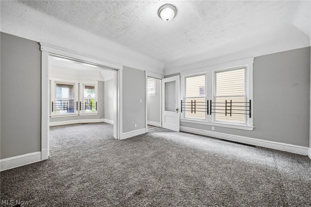 1637 Holyrood Road Cleveland OH 44106