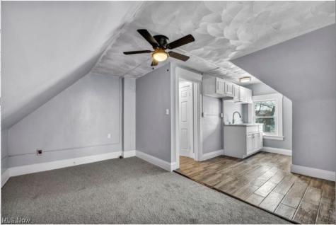11521 Tuscora Avenue Cleveland OH 44108