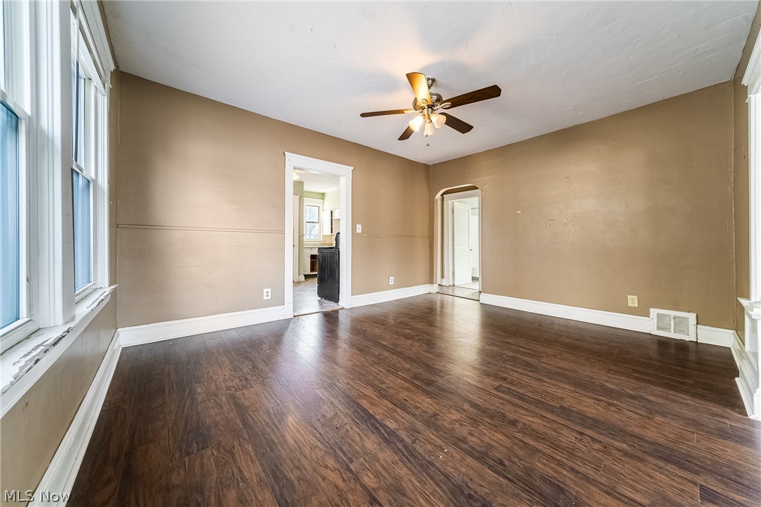2635 E 121st Street Cleveland OH 44120