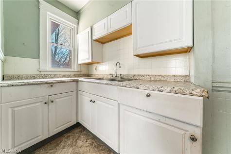 2635 E 121st Street Cleveland OH 44120