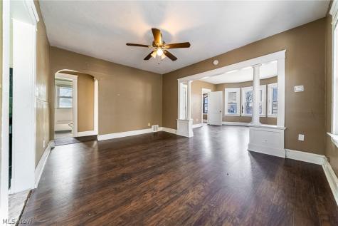 2635 E 121st Street Cleveland OH 44120