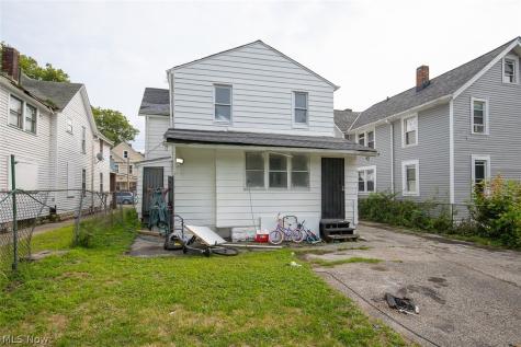 5817 Prosser Avenue Cleveland OH 44103