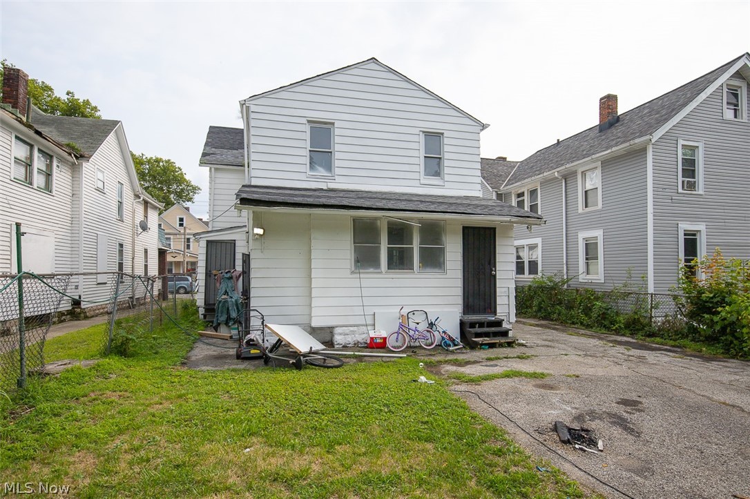 5817 Prosser Avenue Cleveland OH 44103