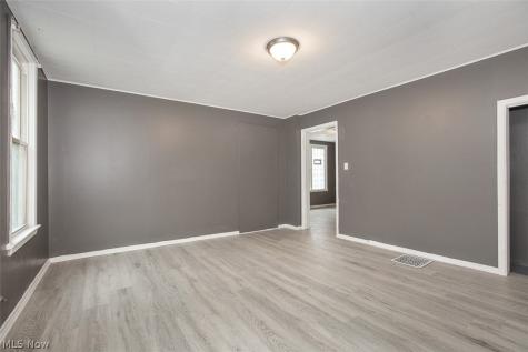 5817 Prosser Avenue Cleveland OH 44103