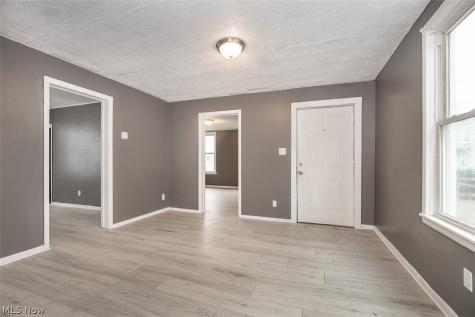 5817 Prosser Avenue Cleveland OH 44103