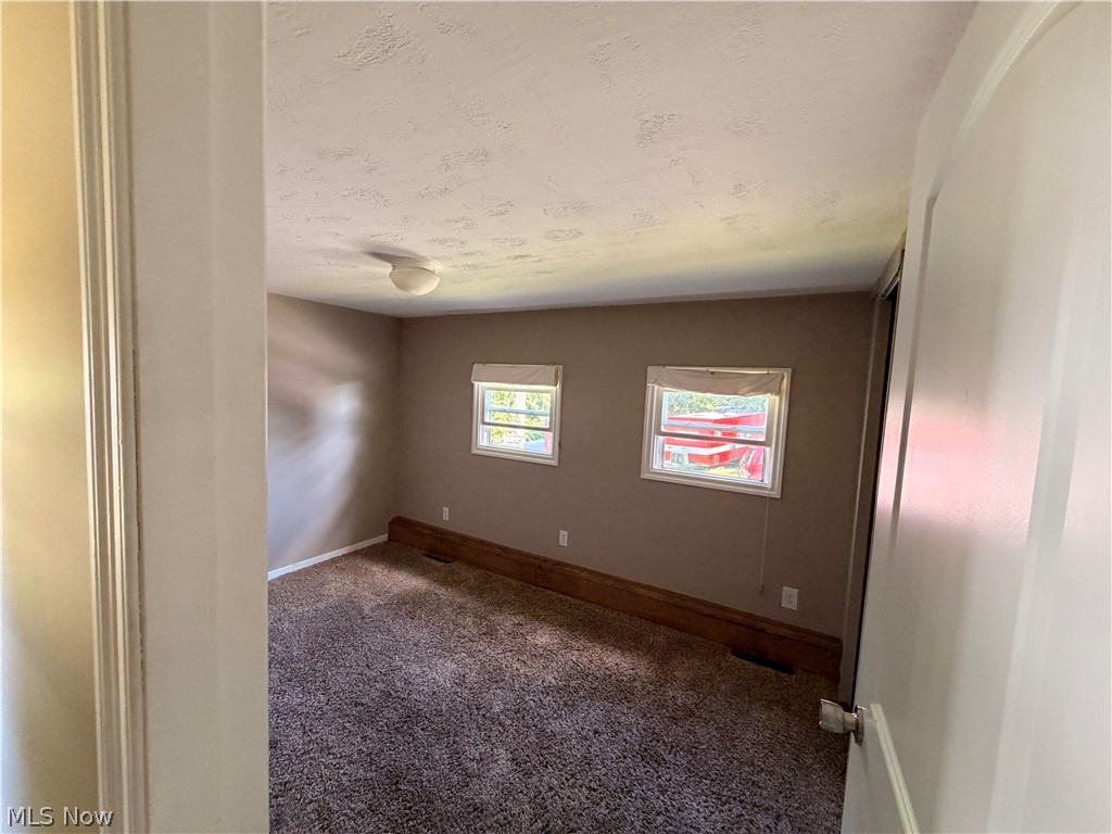 245 & 249 Henderson Street Barnesville OH 43713