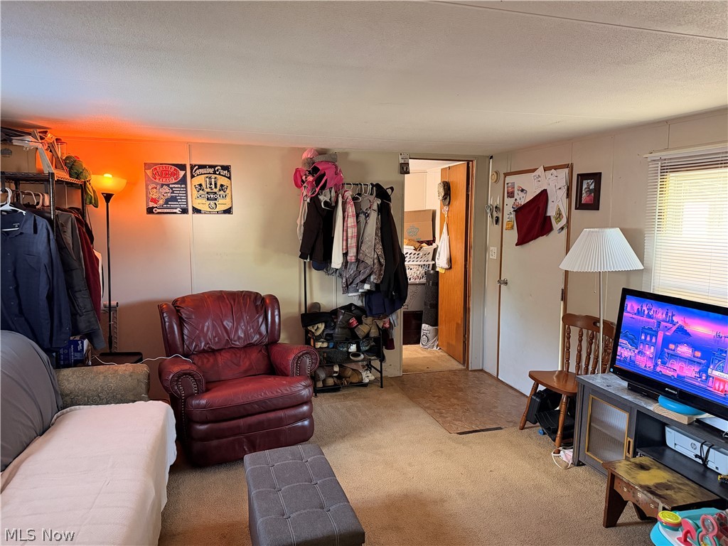 245 & 249 Henderson Street Barnesville OH 43713