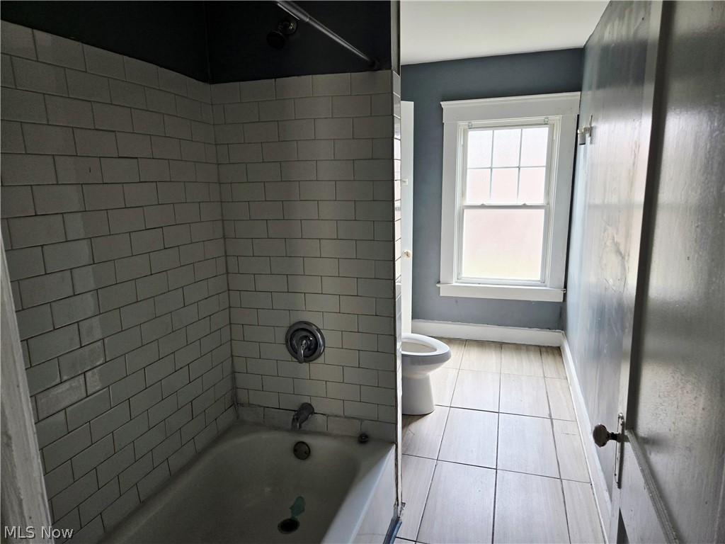 2827 Avondale Avenue Cleveland Heights OH 44118