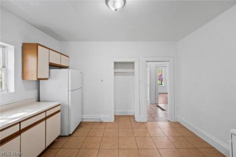 1413 East Avenue Akron OH 44307