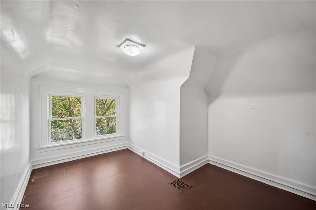 1413 East Avenue Akron OH 44307