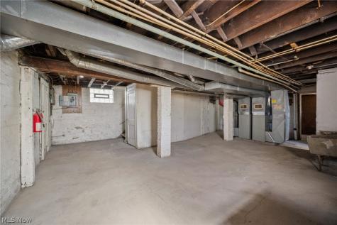 1413 East Avenue Akron OH 44307