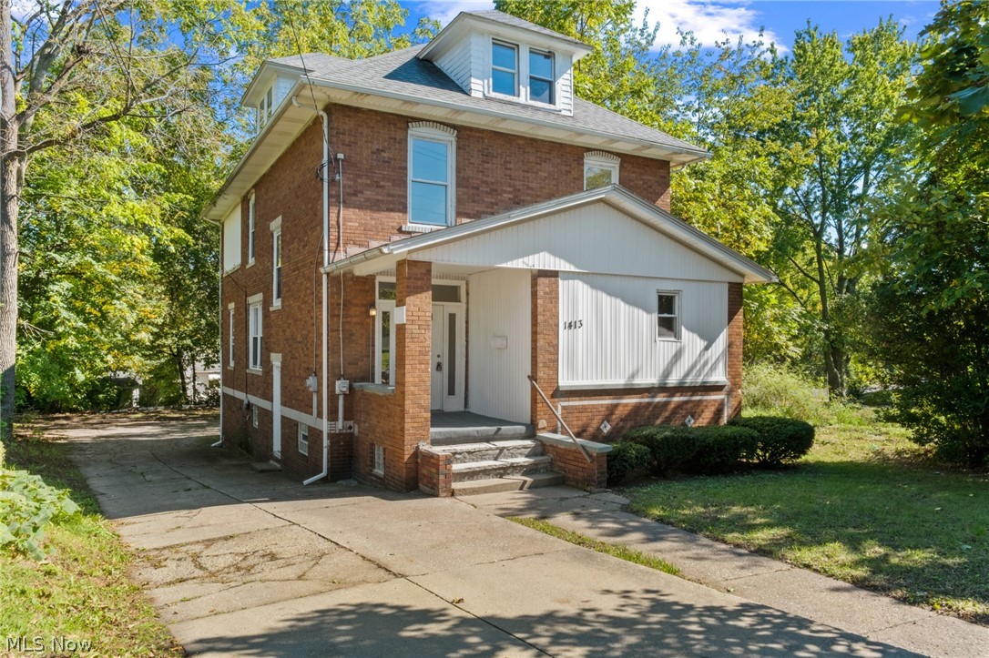 1413 East Avenue Akron OH 44307